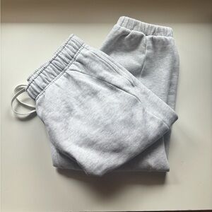 Lululemon Scuba Mid Rise Oversized Joggers - short